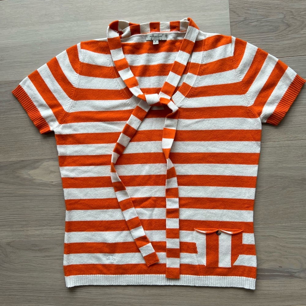 Burberry 100% cashmere striped crewneck sweater with tie neck